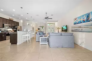 2704 SW 4th Pl, Cape Coral, FL 33914 - Photo 8