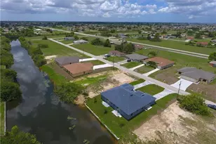 1315 NE 8th Pl, Cape Coral, FL 33909 - Photo 16