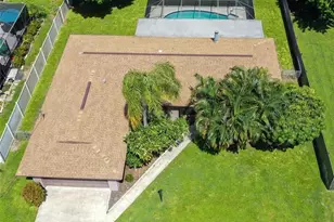 2213 SE 14th St, Cape Coral, FL 33990 - Photo 2