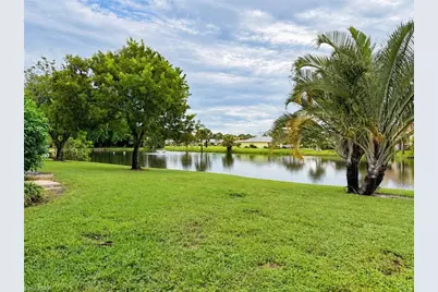 6865 Sandtrap Dr, Fort Myers, FL 33919 - Photo 32