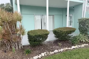 3225 E Riverside Dr, Fort Myers, FL 33916 - Photo 8