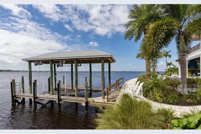 911 Aqua Ln, Fort Myers, FL 33919 - Photo 32