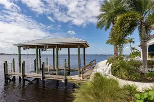 911 Aqua Ln, Fort Myers, FL 33919 - Photo 32