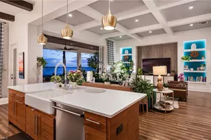 911 Aqua Ln, Fort Myers, FL 33919 - Photo 8