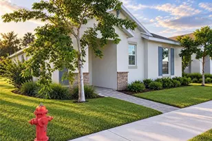 710 Treehouse Ln, Labelle, FL 33935 - Photo 2
