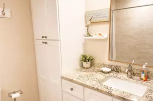 11140 Caravel Cir, Fort Myers, FL 33908 - Photo 12
