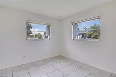 330 Suffolk Ct, Lehigh Acres, FL 33936 - Photo 12