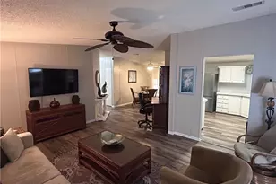 10561 Lake Loop Rd, North Fort Myers, FL 33903 - Photo 10