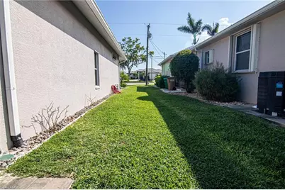 2031 Cornwallis Pkwy, Cape Coral, FL 33904 - Photo 44