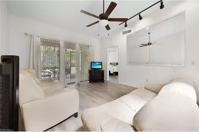 9629 Windsor Club Cir, Fort Myers, FL 33905 - Photo 8