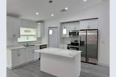 414 Miramar Rd, Fort Myers, FL 33905 - Photo 2