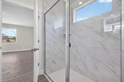 429 NW 14th Ter, Cape Coral, FL 33993 - Photo 18