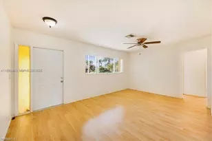 915 SE 20th St, Cape Coral, FL 33990 - Photo 4