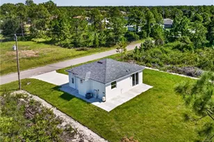 3011 40th St W, Lehigh Acres, FL 33971 - Photo 12