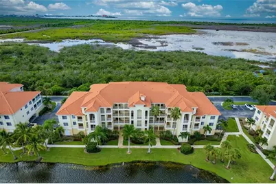 20041 Sanibel View Cir #104, Fort Myers, FL 33908 - Photo 2