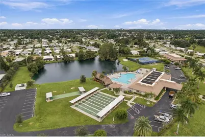105 Calais Ct, Naples, FL 34112 - Photo 28