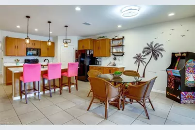 2801 SW 29th Pl, Cape Coral, FL 33914 - Photo 12