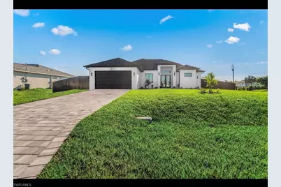 1701 NW 11th Pl, Cape Coral, FL 33993 - Photo 2