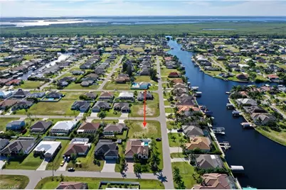 309 NW 35th Pl, Cape Coral, FL 33993 - Photo 16