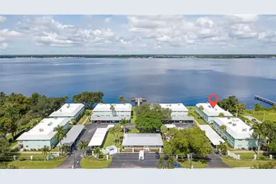 3225 E Riverside Dr #21B, Fort Myers, FL 33916 - Photo 2