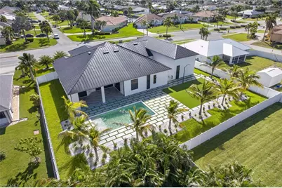 3918 Oasis Blvd, Cape Coral, FL 33914 - Photo 8