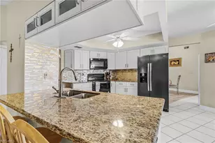17161 Waters Edge Cir, North Fort Myers, FL 33917 - Photo 8