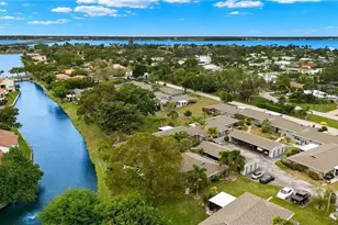 4257 Island Cir, Fort Myers, FL 33919 - Photo 32