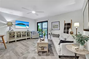 17421 Birchwood Ln, Fort Myers, FL 33908 - Photo 6