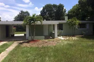 24 Seminole Ct, Fort Myers, FL 33916 - Photo 1