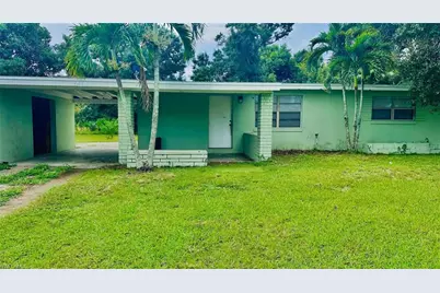 24 Seminole Ct, Fort Myers, FL 33916 - Photo 2