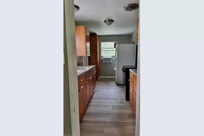 24 Seminole Ct, Fort Myers, FL 33916 - Photo 6