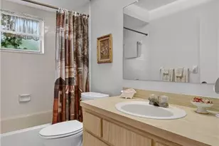 2265 Crystal Dr, Fort Myers, FL 33907 - Photo 22