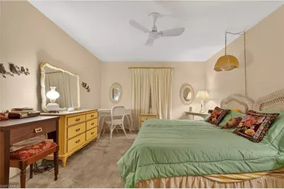 2265 Crystal Dr, Fort Myers, FL 33907 - Photo 14