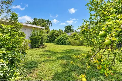 2265 Crystal Dr, Fort Myers, FL 33907 - Photo 28