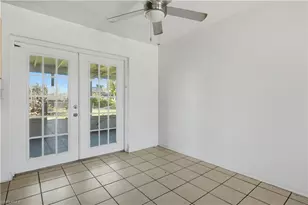322 NE 11th Pl, Cape Coral, FL 33909 - Photo 4