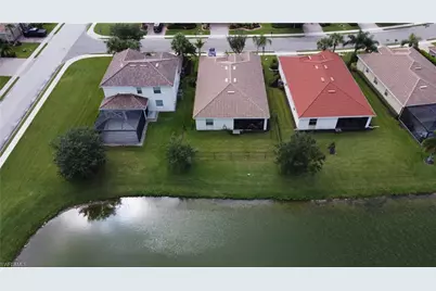 2571 Laurentina Ln, Cape Coral, FL 33909 - Photo 16