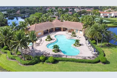 2571 Laurentina Ln, Cape Coral, FL 33909 - Photo 20