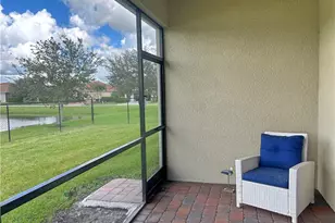 2571 Laurentina Ln, Cape Coral, FL 33909 - Photo 8