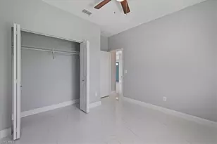 2700 25th St SW, Lehigh Acres, FL 33976 - Photo 18