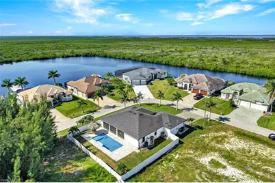 2701 NW 46th Ave, Cape Coral, FL 33993 - Photo 12
