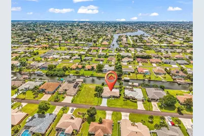 216 SE 30th Ter, Cape Coral, FL 33904 - Photo 2