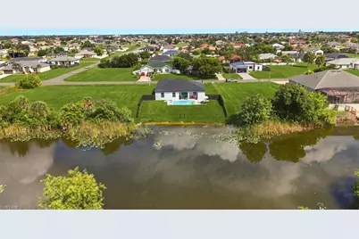1310 NE 6th Ave, Cape Coral, FL 33909 - Photo 30
