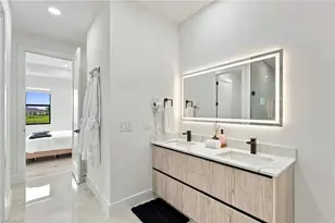 1310 NE 6th Ave, Cape Coral, FL 33909 - Photo 22