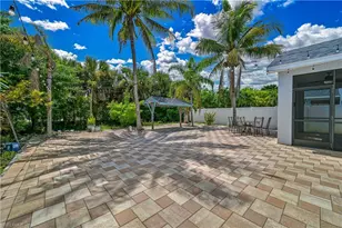 9006 Gladiolus Preserve Cir, Fort Myers, FL 33908 - Photo 4