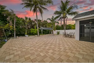 9006 Gladiolus Preserve Cir, Fort Myers, FL 33908 - Photo 2