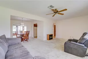 401 Parkside St, Lehigh Acres, FL 33936 - Photo 4