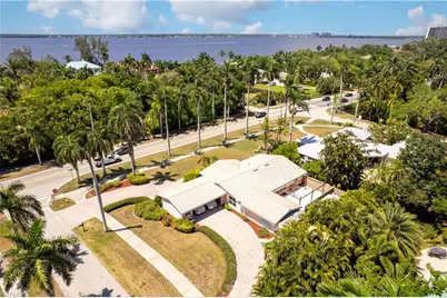 2627 McGregor Blvd, Fort Myers, FL 33901 - Photo 12