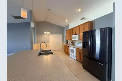 [Address not provided], Cape Coral, FL 33993 - Photo 8
