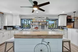 2906 NE 6th Ave, Cape Coral, FL 33909 - Photo 4