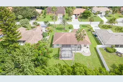 27153 Edenbridge Ct, Bonita Springs, FL 34135 - Photo 22